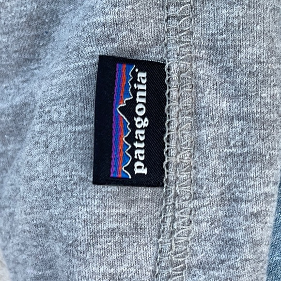 Patagonia organic cotton Blue and Gray Sweatshirt Yellowstone national Park M - Picture 4 of 6